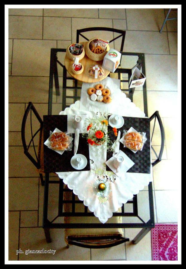 Spicchi Di Sole Bed & Breakfast Napoli Eksteriør bilde