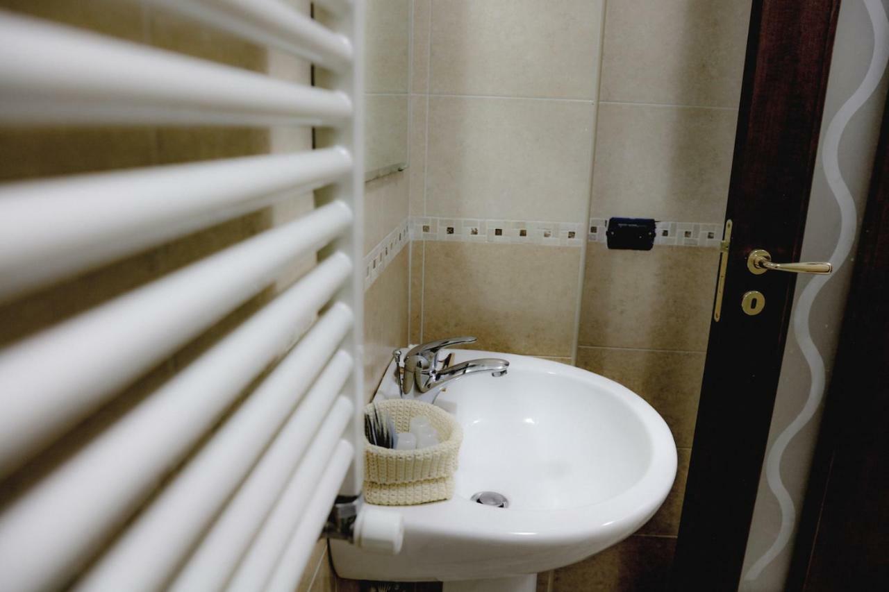 Spicchi Di Sole Bed & Breakfast Napoli Eksteriør bilde