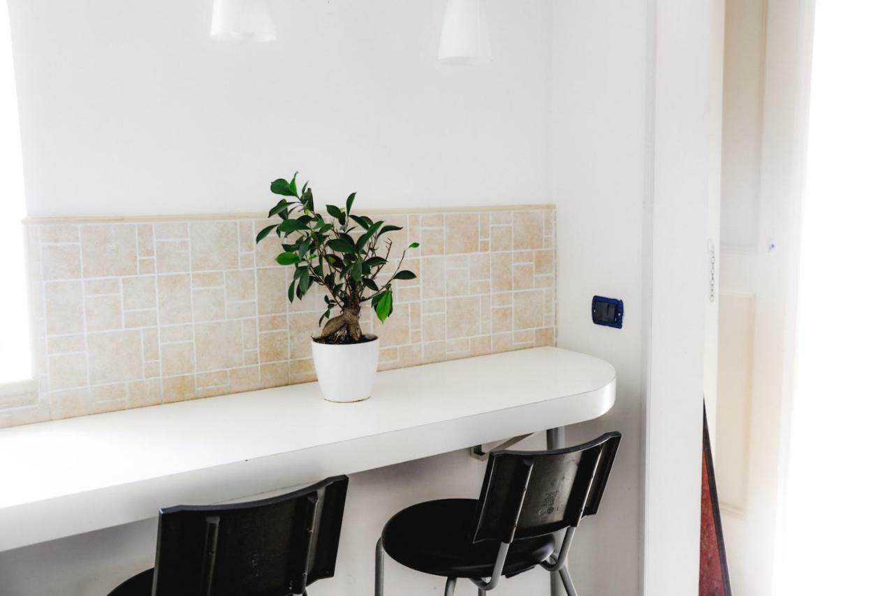 Spicchi Di Sole Bed & Breakfast Napoli Eksteriør bilde