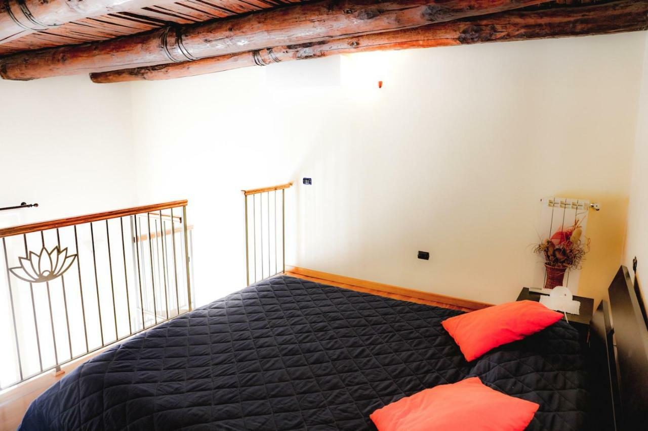 Spicchi Di Sole Bed & Breakfast Napoli Eksteriør bilde